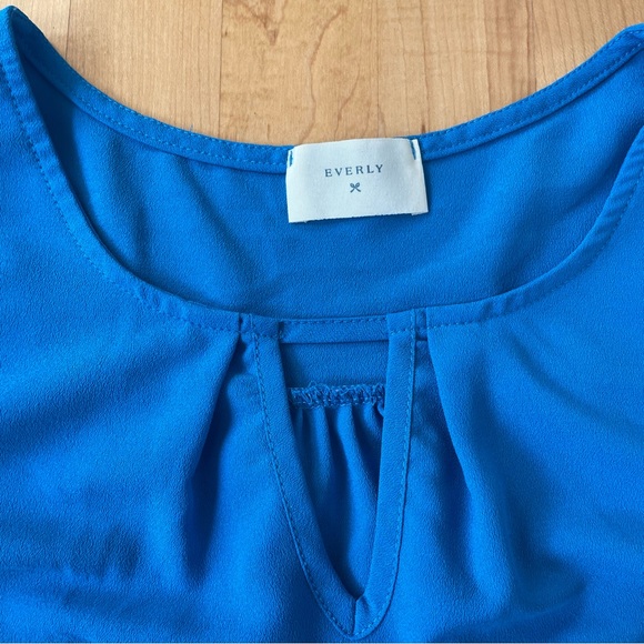 Everly blue tank top - Picture 3 of 3